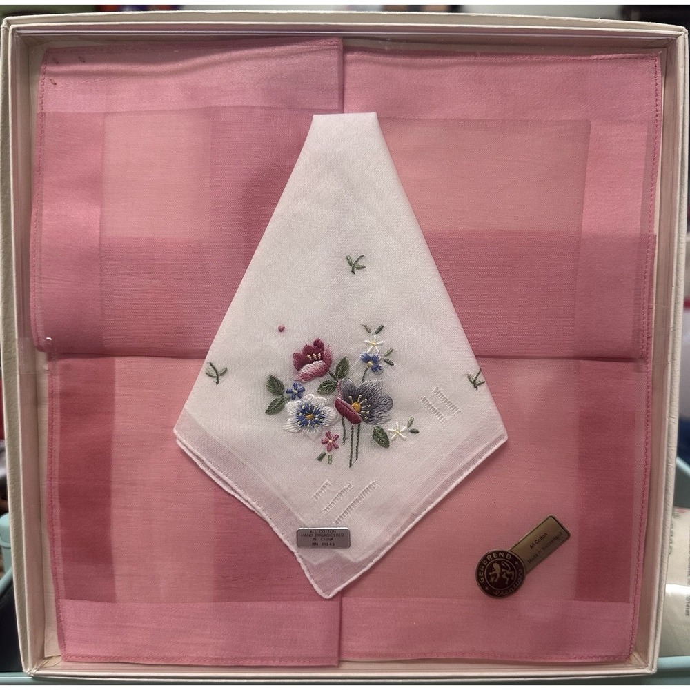 Vintage Womens Floral Embroidered Handkerchiefs Cotton Gift Box